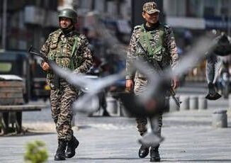 India Pakistan notte di scontri al confine. Nuova Delhi Uccisi 13 civili