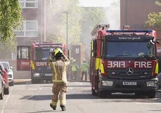 Londra incendio in casa del primo ministro Starmer
