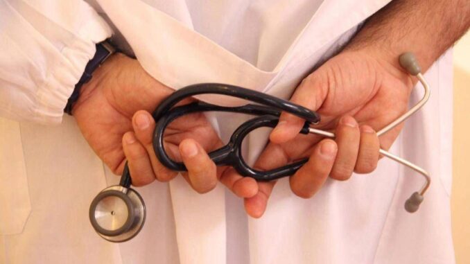 Medicina, al via le iscrizioni: cos’è il semestre aperto e come funziona