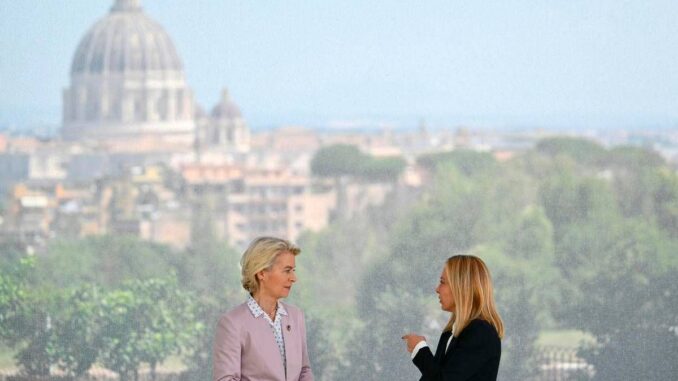 Africa, von der Leyen al vertice di Roma: “Altri Paesi tagliano fondi, noi investiamo”
