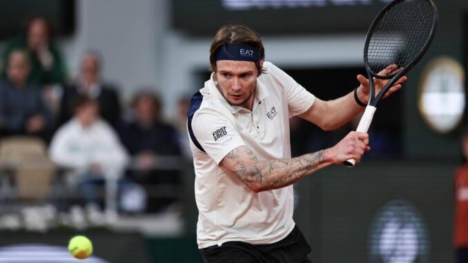 Alexander Bublik, dal viaggio-svolta al capolavoro del Roland Garros: chi è l’avversario di Sinner