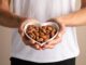 Alimentazione esperto Mandorle e frutta a guscio migliorano salute cardiometabolica