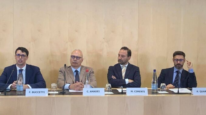 Assogasliquidi: “Rivedere subito regole Ue su emissioni veicoli pesanti”