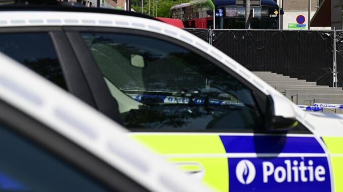 Belgio, attacco con coltello su un bus ad Anversa: 1 morto e 2 feriti