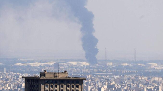 Iran, Israele colpisce sito nucleare Natanz: “Altri 10 obiettivi nel mirino”