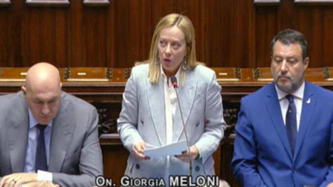 Iran, Meloni alla Camera: “Nessun aereo americano partito da basi italiane”