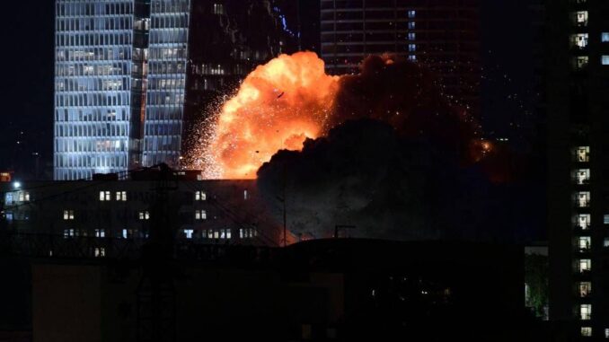“Iran non si ferma, aiutateci a tornare a casa”, l’appello dell’italiana in Israele