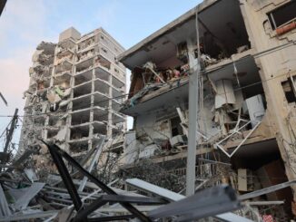 Israele Iran nuova notte di raid Teheran colpisce Tel Aviv e Gerusalemme. Trump Colpiremo se attaccati