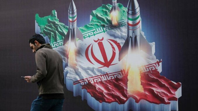 “Israele pronto ad attaccare l’Iran”. Usa in allerta: via personale da ambasciate