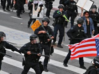 Los Angeles coprifuoco e arresti. Trump Manifestanti sono animali pagati da qualcuno