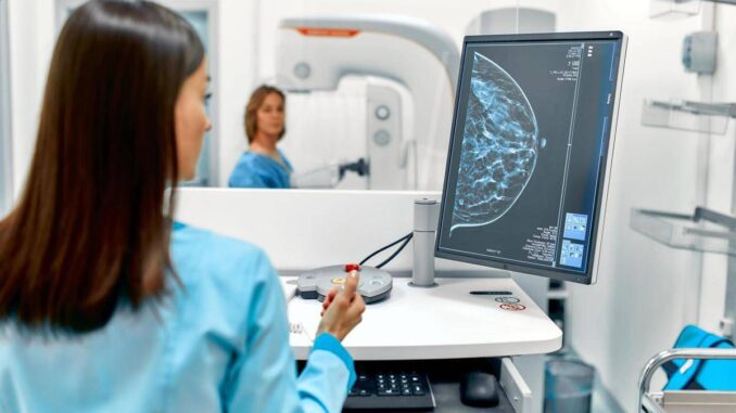 Mastectomia per il 40% delle donne operabili, “disponibili tecniche più conservative”