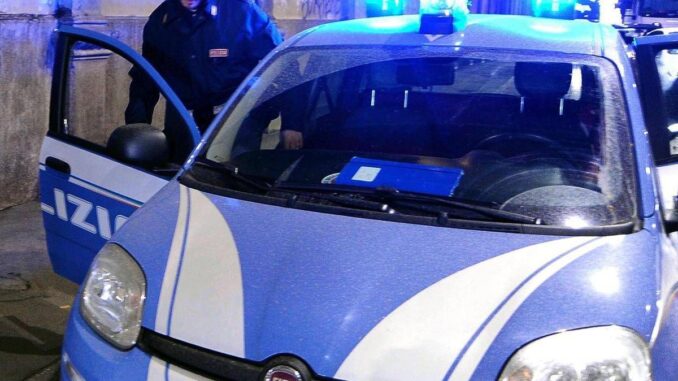 Milano, ragazzini rapinati e insultati con frasi antisemite fuori da sinagoga