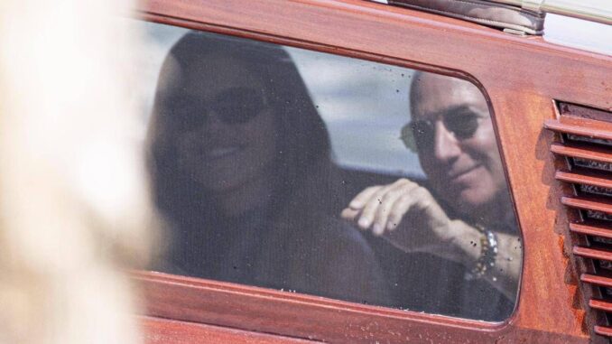 Nozze Bezos, il magnate di Amazon è arrivato a Venezia in elicottero: venerdì il ‘sì’, tutti i rumors