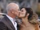 Nozze Bezos sei una meraviglia il sussurro di Jeff alla moglie in abito da sposa