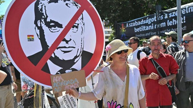 Pride a Budapest, ira Orban: “Spettacolo ripugnante ordinato da Bruxelles”