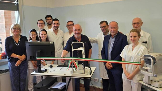Reggio Emilia, Assit Group dona apparecchiatura per diagnosi e follow up uveite