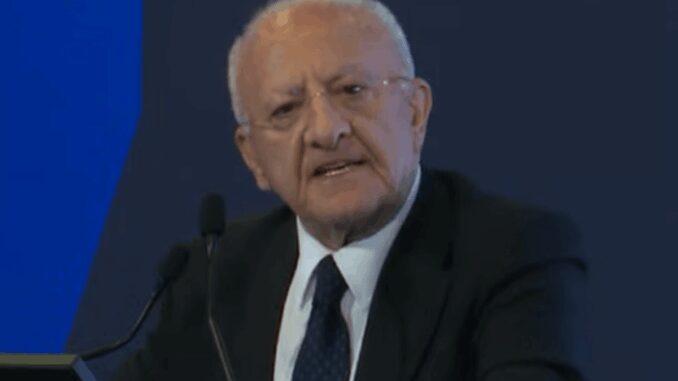 Sanità, De Luca: “Campania derubata di 3 mld in 10 anni, ora stesse risorse per tutte le regioni”