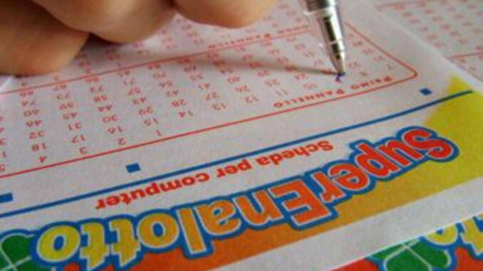 SuperEnalotto, numeri combinazione vincente 20 giugno