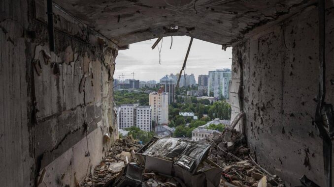 Ucraina, ‘scricchiola’ il sostegno dei Paesi vicini: come cambiano gli equilibri e perché