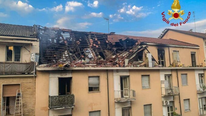 Esplosione in appartamento a Torino, arrestato 40enne: è ricoverato in ospedale