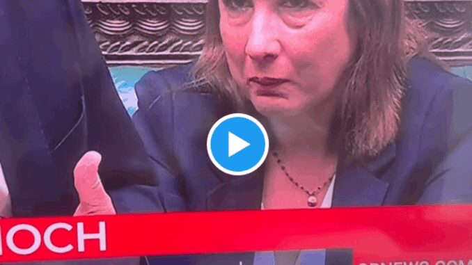 Regno Unito, cala la sterlina e sale lo spread: il prezzo pagato alle lacrime di Rachel Reeves – Video
